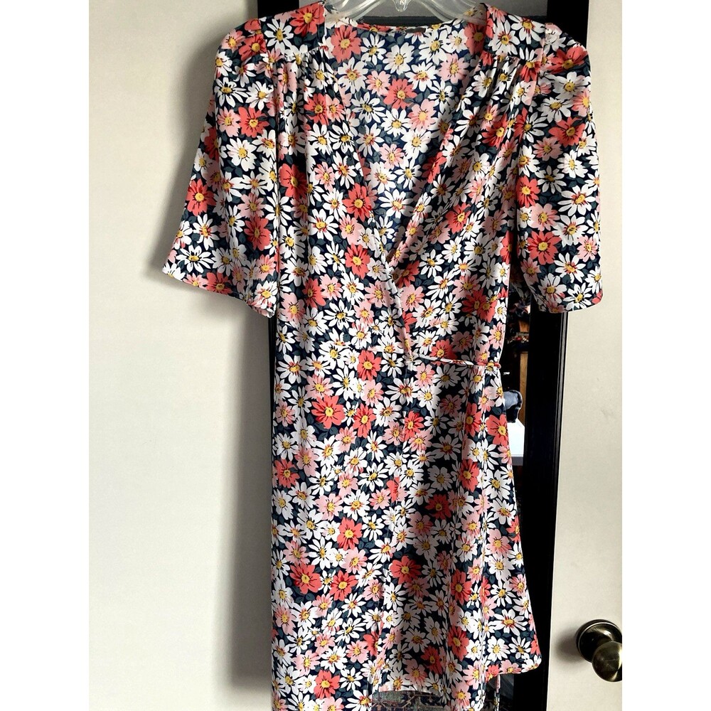 Only Women’s Daisy Floral Wrap Dress Europe 34/US 4 Excellent Condition A-Line